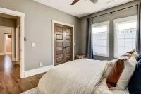 Luxury House in Prescott with Hot Tub/Walk to Whiskey Row