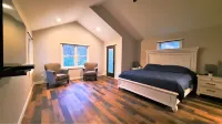 Spacious, Newly Constructed, Lake House Hotels in Mount Morris