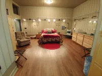 Sunrise Lodge at Mt. Waiontha: An Outdoor Experience