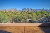 Tranquil and Luxurious Guesthouse near hikes and trails in Tucson with Hot tub Hotel a Catalina Foothills