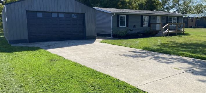 Quaint recently renovated house walking distance to  Lake Shore Park. Hotéis em Ashtabula County