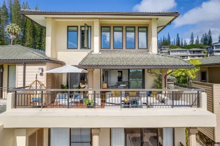 MODERN HAWAII ⛳️ Luxe Remodel, Closest 3BR Kapalua Golf Villa to Beach & 4th Tee!