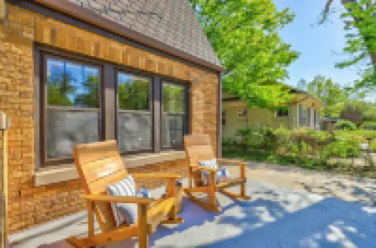 Large luxury Home - Walk to Campus/Stadium in the Heart of Norman