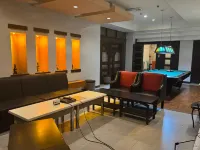 MO2 Westown Hotel - Mandalagan