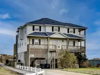9 Bed Oceanfront in OBX With Pool & 2 Hot Tubs!