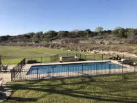 2 Houses - 6 Acres, Riverfront, Pool, Hot Tub, BEAUTIFUL VALLEY - piscina