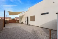 Private Desert Oasis / Pool, Arcade, Grill & RV Parking / 4 Bedroom 2 Bath Home