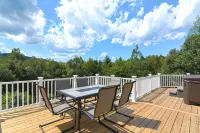 9 Bedroom Estate, Sleeps 24, Heated Pool, Hot Tub, Movie Theater, Game Room