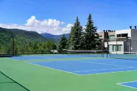 Simba Run Condo. 2 bedrooms