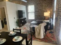 Historic 2 br & 1 ba On the River 댄빌 호텔