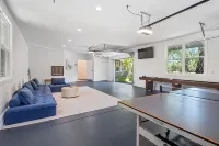 Immaculate home in the heart of wine country - Private Pools