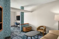 Fairfield Inn & Suites Birmingham Fultondale/I-65 Отели в г. Фултондейл
