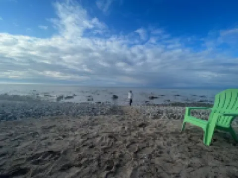 New, Little Traverse Bay water front, bike ride to Bay Harbor Resort 海斯酒店