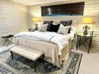 Serene, tree-shaded, mid-century retreat with beautiful views of the Catalinas Hotels in Casas Adobes