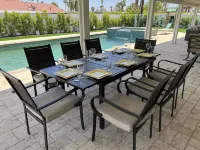 Relaxing 3 bedroom villa with pool and spa