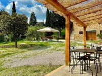 Suite Gioconda - Podere Casa Rossa in Pienza Hotels near Pienza