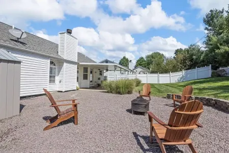 Sage Haven Ranch Retreat, Yard, Fire Pit, BBQ, Office space, Close to shopping