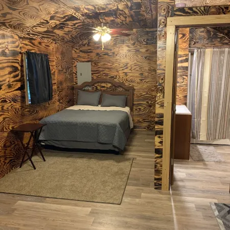 Deadwood Acres cabin #1