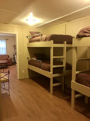 Rustic Lodge for 14 near Current River on private 35 acres