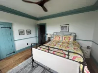Luxury colonial farm just minutes outside of Lewisburg, 5 miles from Bucknell