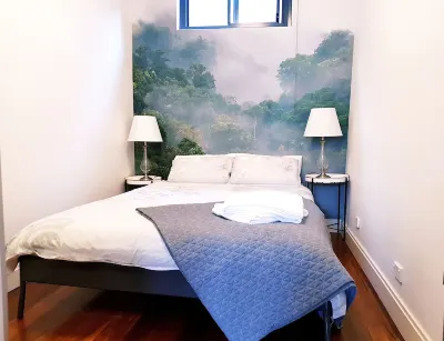1 BR BEACHSIDE RETREAT WITH LAP POOL - close to Coogee Beach Hotels near Maroubra Beach