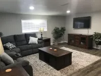 Centrally located to southern Utah and northern Arizona parks and trails.