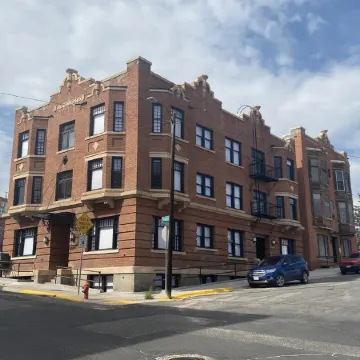 Luxury Historic Condo in Uptown Butte