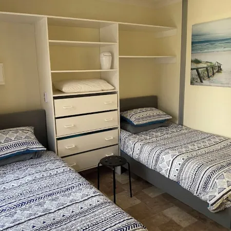 Aggies is a 2 bedroom cottage in a semi rural part of Goolwa. Close to the river