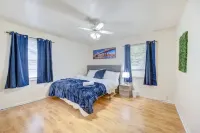 Arcade - 7000 games, King beds by West end