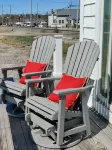 Private Beachfront Cottage in Portsmouth, RI