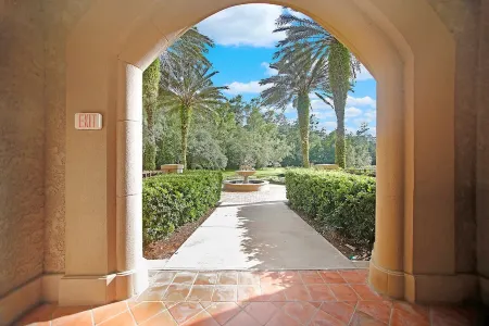 1 Bedroom Luxury Condo St Augustine Отели рядом с достопримечательностью «World Golf Village»