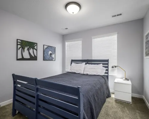 2 Story Townhome Within 30 Minutes of Everything Hotels in Midvale