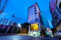 Mida Hotel Ngamwongwan