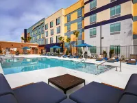 Hampton Inn by Hilton Las Vegas Strip South Hotels near Bass Pro Shops