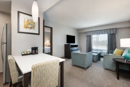 Homewood Suites by Hilton Ottawa Airport