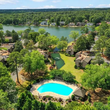 Lakefront Pinehurst Condo 2BD/2BA - 237 - With Community Pool Access
