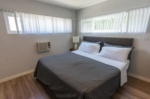 West Hollywood Condo Near Cedar-Sinai