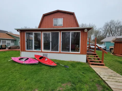 Beautiful wildlife sanctuary on goose creek with kayaks! Hotels in North Harmony