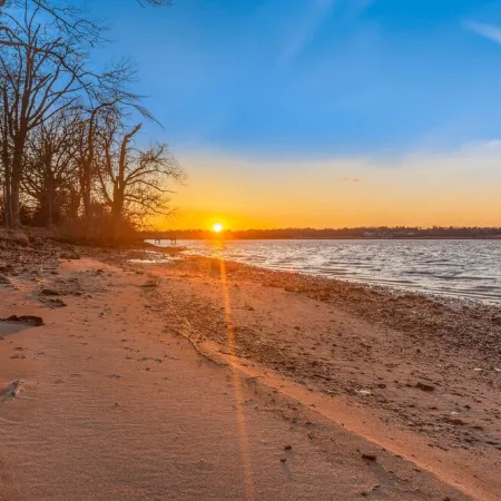 Private Waterfront Paradise w/ Pier - Kayak to Historic Chestertown!