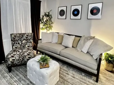 Mableton Escape Long Term mins to Six Flags • Airport • ATL