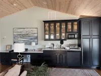Large Open Suite nestled among the Trees - Boutique