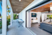 Iconic Ted Williams Estate. Bayfront, Heated Infinity Pool & Hot Tub, Dockage. Hoteles en Islamorada