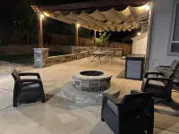 3900 sq ft. Beautiful luxury home Next to C-470 and Red Rocks Amphitheater Hotels near Hine Lake