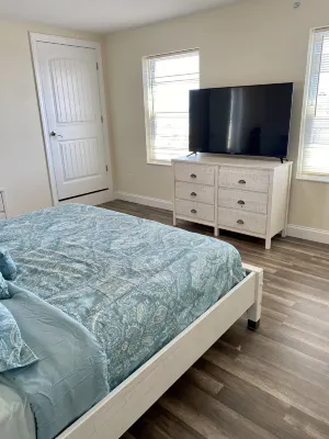 Penthouse on the Beach- Experience Seaside Living Steps to the Boardwalk & Beach