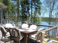 Spectacular luxury, Low allergy, Ocean Waterfront home/kayaks/Canoes/hot tub