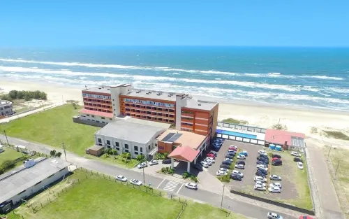 Hotel Araçá Các khách sạn ở Capao da Canoa