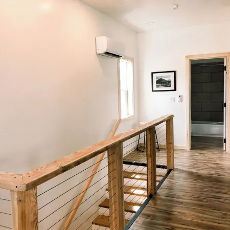 Newly Built 1-bedroom house w/ deck, W/D, full kitchen, WiFi in SANDPOINT