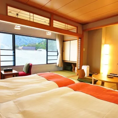 Yumoto Itaya Hotels near Yutaki Waterfall