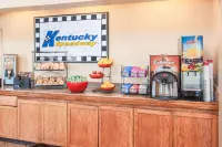 Ramada by Wyndham Sparta/At Speedway - breakfast