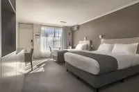 Argosy Motor Inn - Balcony